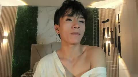 COCO online show from 07/30/26, 05:28