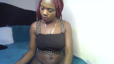 Snapshot of cocolatti1 chatting on 11/07/25, 08:42 coco online show from 11/07/25, 08:42