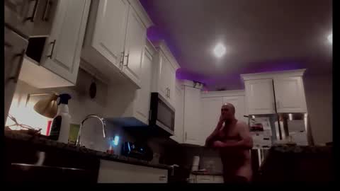 coconut13 online show from 10/31/25, 08:32