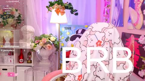 Mia online show from 12/28/24, 12:15