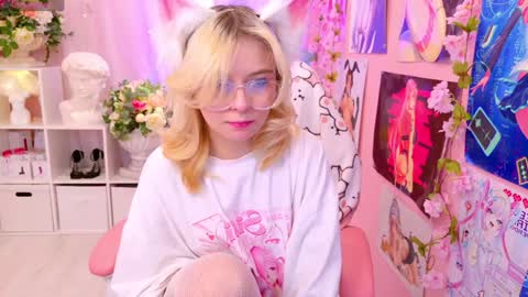 Mia online show from 01/25/25, 09:25