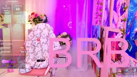 Mia online show from 03/01/25, 12:17