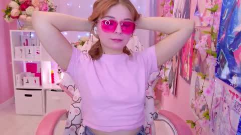 Mia online show from 02/27/26, 09:04