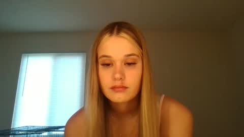 cocostreams online show from 04/07/26, 10:09