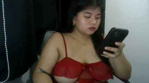 Snapshot of cocovelvet01 chatting on 07/01/26, 06:15 cocovelvet01 online show from 07/01/26, 06:15
