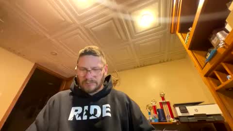 Snapshot of codeman9998 chatting on 03/03/26, 04:24 codeman9998 online show from 03/03/26, 04:24