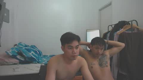 Snapshot of codicks chatting on 03/25/26, 01:44 Cody online show from 03/25/26, 01:44