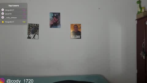 Snapshot of cody_evanss chatting on 12/15/24, 01:54 cody online show from 12/15/24, 01:54