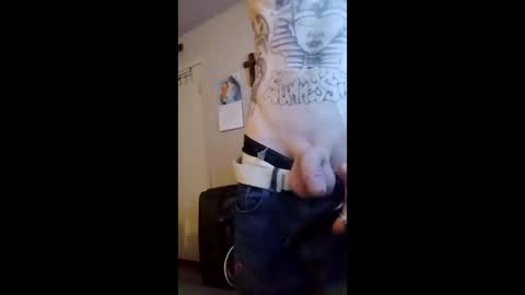codywatters14 online show from 04/29/26, 04:05