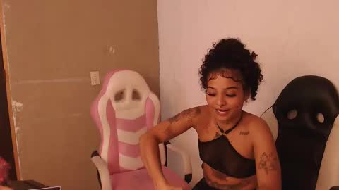 coffe_eyes online show from 10/11/25, 04:01