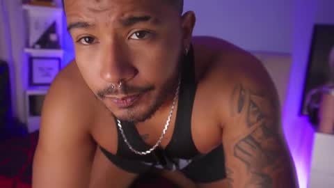 Snapshot of coffeman08 chatting on 12/29/24, 05:44 Andres online show from 12/29/24, 05:44