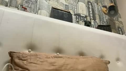 colambus83 online show from 01/14/26, 07:52