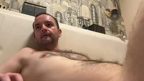 colambus83 online show from 04/03/26, 07:45