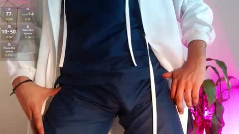 Snapshot of colby_smit chatting on 12/18/25, 07:09 Colby online show from 12/18/25, 07:09