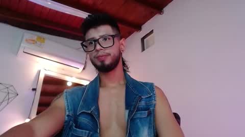 Snapshot of colby_smit chatting on 02/13/26, 07:43 Colby online show from 02/13/26, 07:43