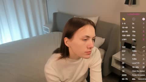 Carry online show from 10/02/25, 01:12