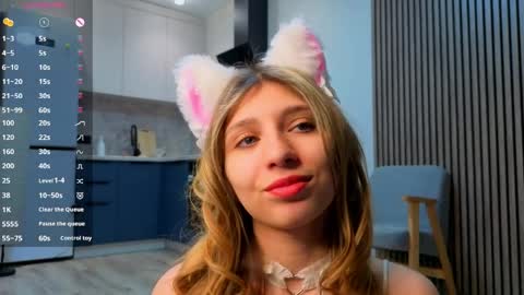 Snapshot of colbymcroberts chatting on 04/05/26, 11:07 Carry online show from 04/05/26, 11:07