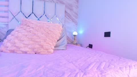 colett online show from 11/26/25, 11:55