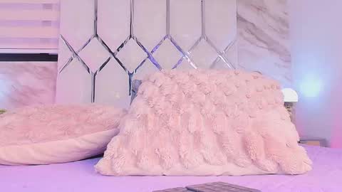 colett online show from 12/03/25, 11:52