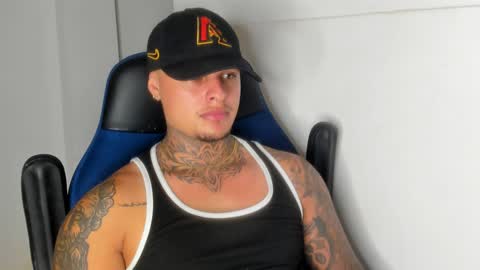 Snapshot of colin_prince2 chatting on 12/18/24, 09:04 COLIN online show from 12/18/24, 09:04