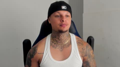 Snapshot of colin_prince2 chatting on 12/25/24, 03:40 COLIN online show from 12/25/24, 03:40