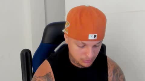 Snapshot of colin_prince2 chatting on 02/15/25, 02:15 COLIN online show from 02/15/25, 02:15