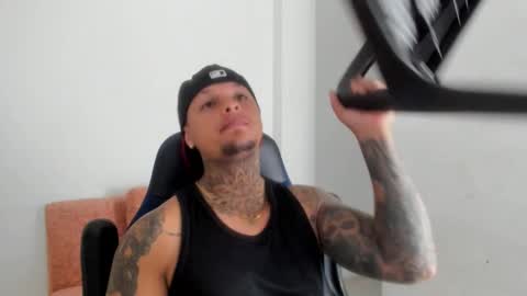 Snapshot of colin_prince2 chatting on 02/22/25, 12:51 COLIN online show from 02/22/25, 12:51