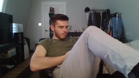 Snapshot of college_dad_bod chatting on 09/17/25, 08:10 Jay Jacobs online show from 09/17/25, 08:10