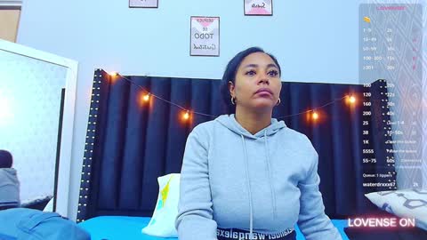 Snapshot of colombia_mommy_ chatting on 01/30/25, 12:16 GRETCHEN online show from 01/30/25, 12:16