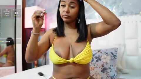 Snapshot of colombia_mommy_ chatting on 05/14/26, 12:23 GRETCHEN online show from 05/14/26, 12:23
