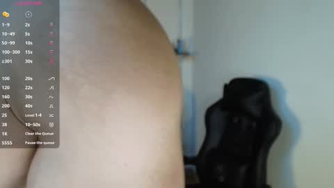 Snapshot of colombianmuscle8 chatting on 09/11/25, 02:55 colombianmuscle8 online show from 09/11/25, 02:55