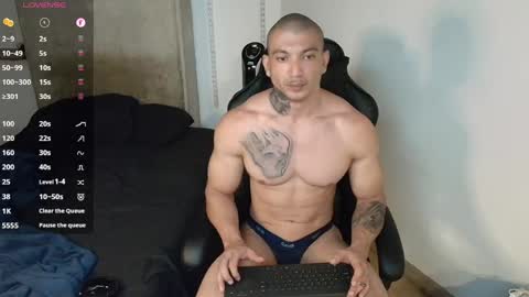 colombianmuscle8 online show from 05/12/26, 04:15