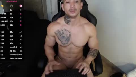Snapshot of colombianmuscle8 chatting on 06/10/26, 03:55 colombianmuscle8 online show from 06/10/26, 03:55