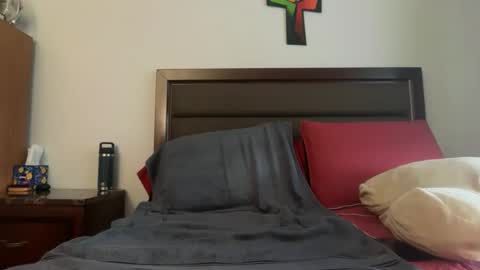 colombianstud94 online show from 03/17/26, 12:19