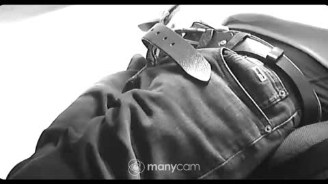 Snapshot of colonel18 chatting on 12/17/25, 09:26 Mike online show from 12/17/25, 09:26