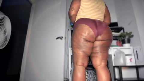 Noni online show from 09/26/25, 06:17