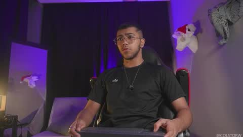 colstorw_ online show from 01/06/26, 09:57