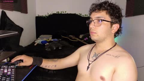 Alejandro online show from 04/04/26, 01:37