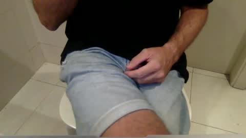 Snapshot of come1983 chatting on 07/15/26, 02:11 come1983 online show from 07/15/26, 02:11