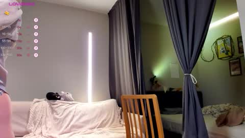 Audrey online show from 12/14/25, 03:17