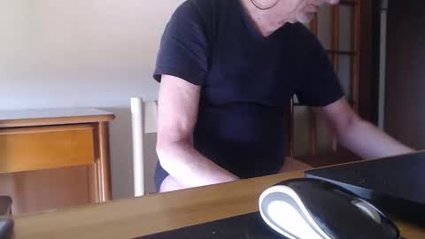 comemivuoi2 online show from 04/11/26, 05:56