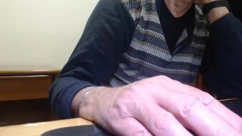 comemivuoi2 online show from 04/16/26, 02:23