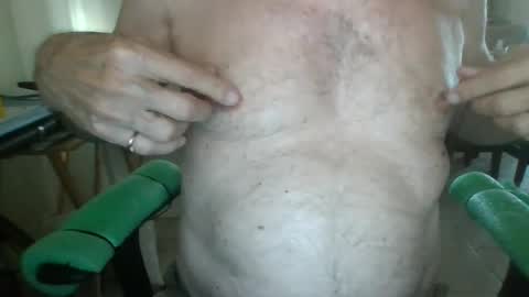 Snapshot of comeonmymouth chatting on 09/11/25, 03:34 comeonmymouth online show from 09/11/25, 03:34