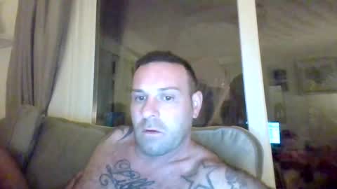 Snapshot of comesee10 chatting on 02/09/25, 11:15 comesee10 online show from 02/09/25, 11:15