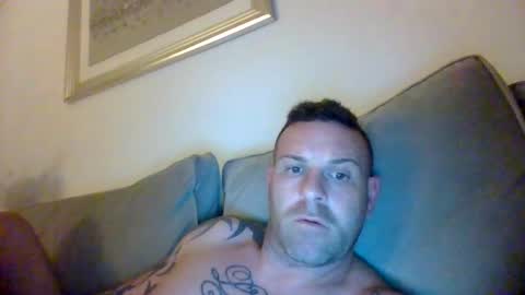 Snapshot of comesee10 chatting on 11/09/25, 10:08 comesee10 online show from 11/09/25, 10:08