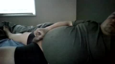 comfortably_numb1980 online show from 04/22/26, 03:02