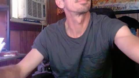 Nelson or ComicKing and sometime Peachy143 online show from 04/05/26, 12:24