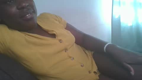 Snapshot of comicalcara chatting on 01/31/25, 02:17 Cara online show from 01/31/25, 02:17