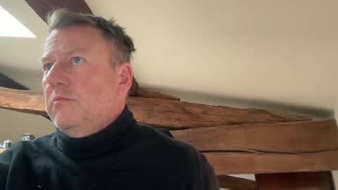 Snapshot of compay69 chatting on 12/28/24, 01:38 compay69 online show from 12/28/24, 01:38