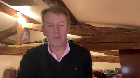 Snapshot of compay69 chatting on 12/22/25, 04:59 compay69 online show from 12/22/25, 04:59